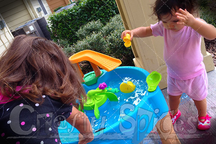 Step2 Duck Pond Water Table Step2 Duck Pond Water Table - Outside