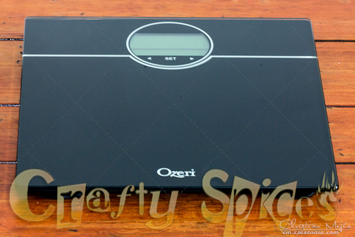 Ozeri WeightMaster 400 lbs Digital Bath Scale in action Ozeri WeightMaster 400 lbs Digital Bath Scale in action
