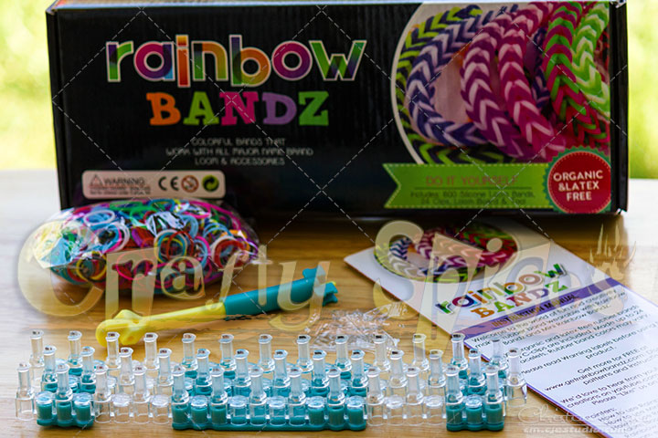 Rainbow Bandz Loom Kit #loomkit all it's content Rainbow Bandz Loom Kit #loomkit all it's content